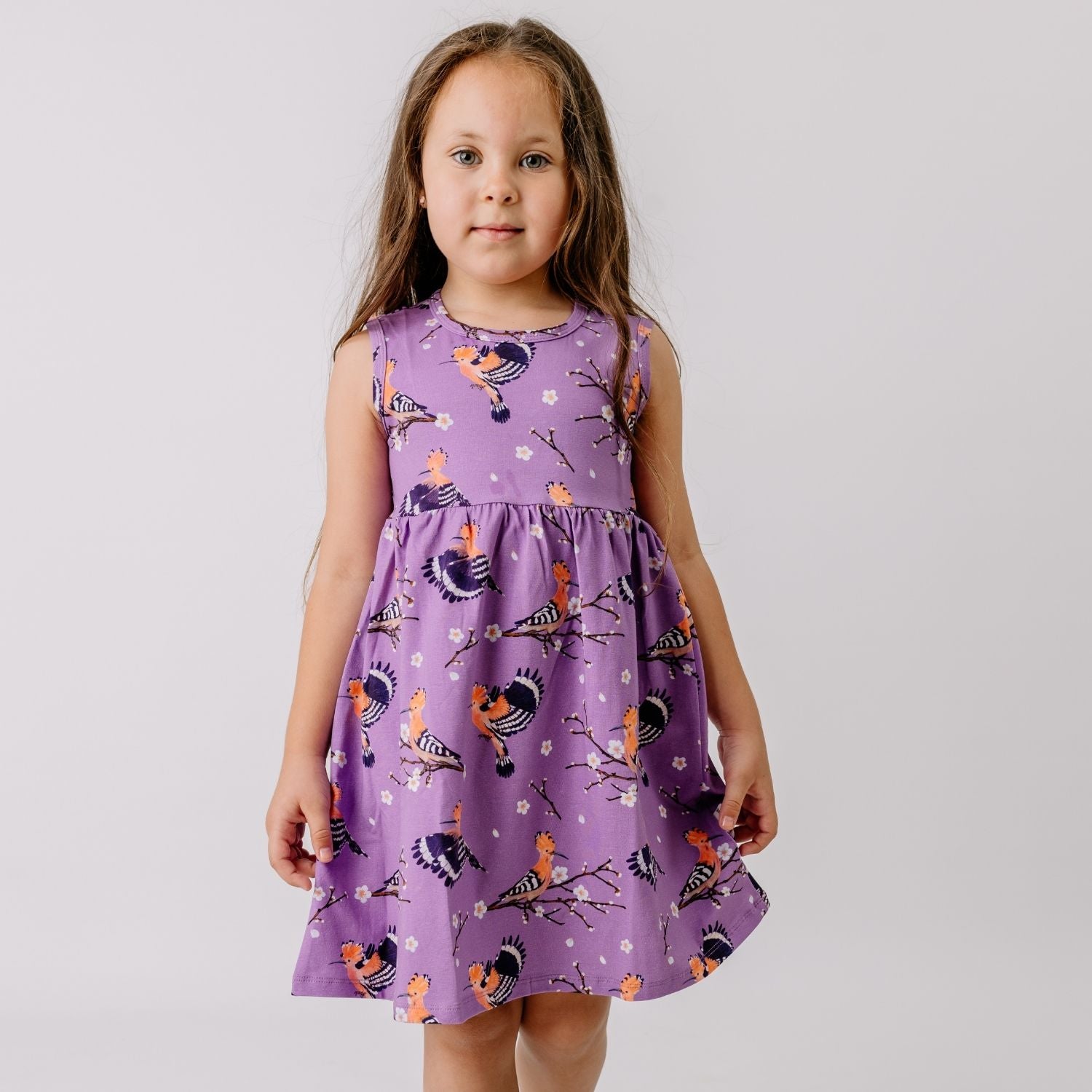 Happy Hoopoes Kleid für Kinder – Walkiddy nachhaltige Kindermode aus Bio-Baumwolle