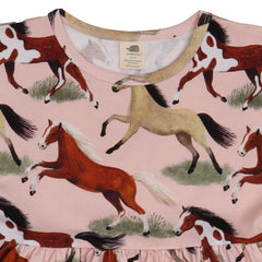The Horses-Dress